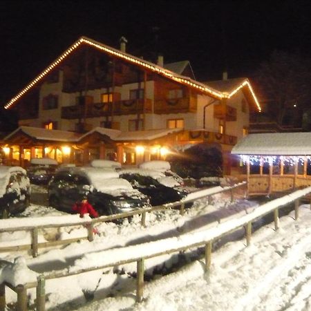 Active Hotel Gran Zebru' コゴロ エクステリア 写真
